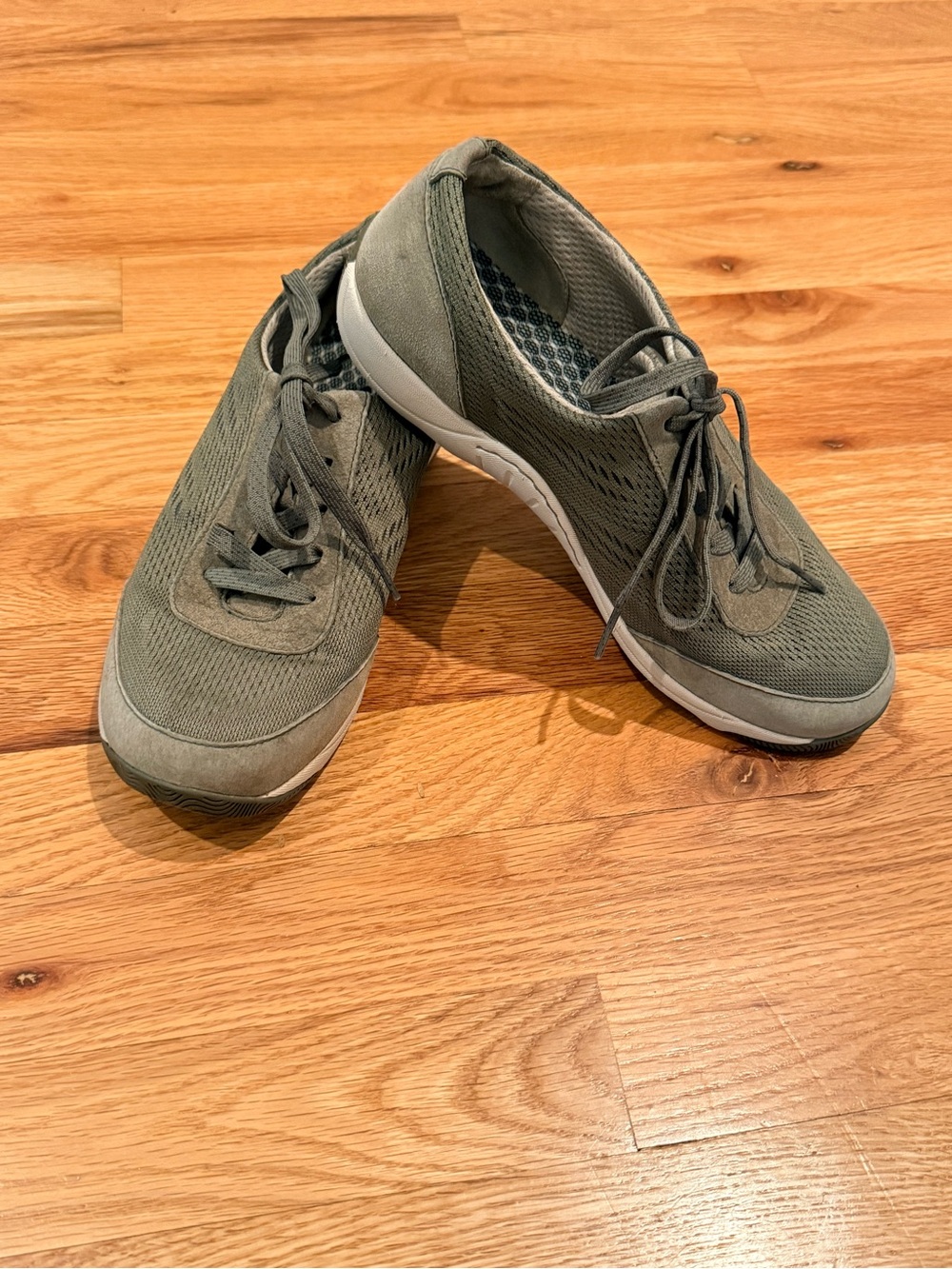 Dansko Olive Green and Cream Lace-Up Sneaker